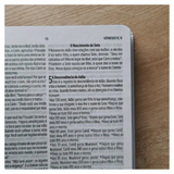 Bíblia Jesus Copy Sticker - NVI - Capa Dura Preta (acompanha autocolantes)