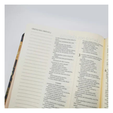 Bíblia Sagrada - leitura perfeita - NVI - com espaço para anotações - couro soft flores